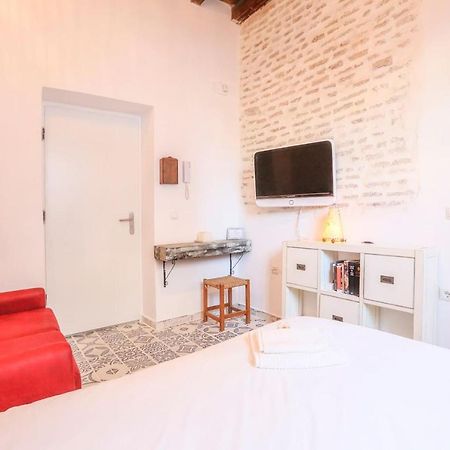 Corazon De Triana. Loft Estiloso Y Confortable. Sevilla Bagian luar foto