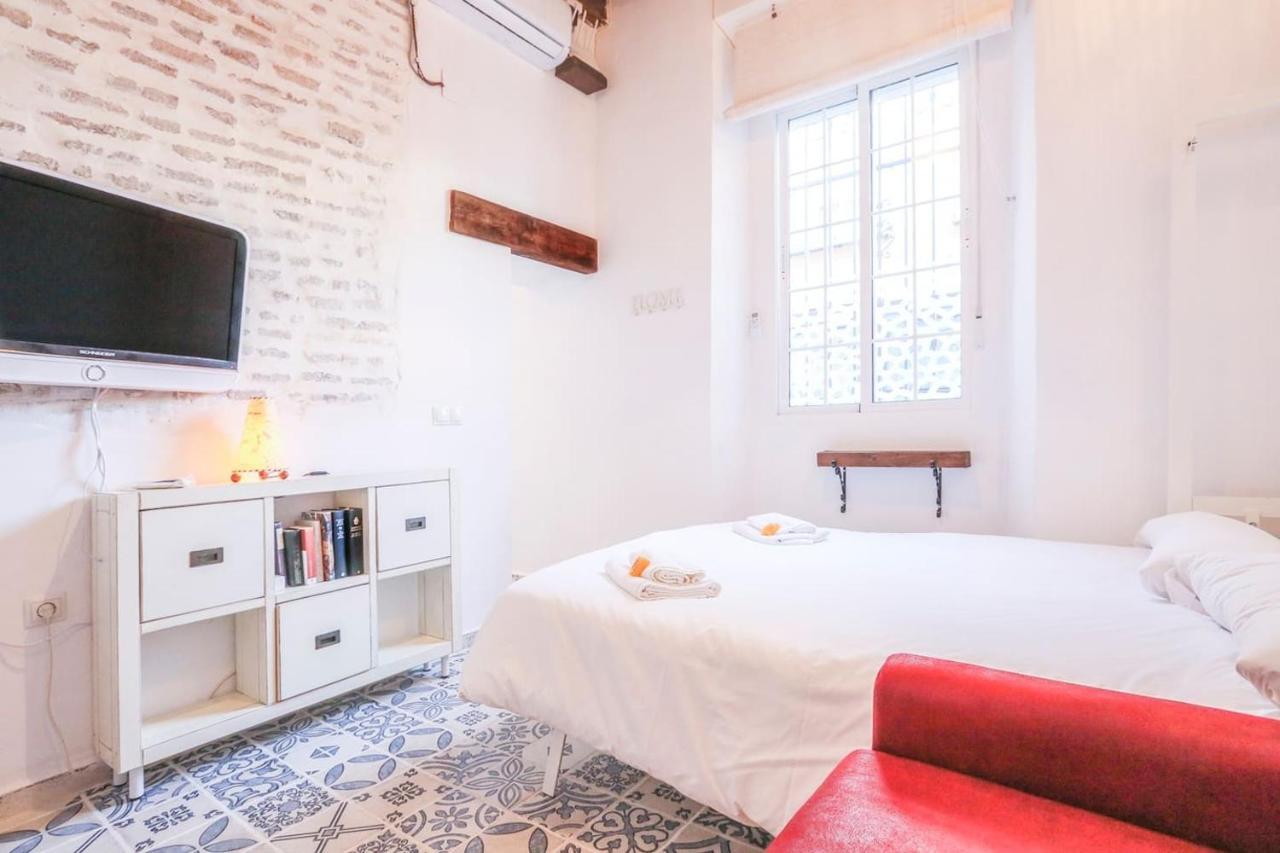 Corazon De Triana. Loft Estiloso Y Confortable. Sevilla Bagian luar foto